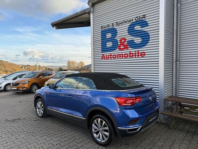 Gebraucht VW T-Roc Cabriolet Style 116 PS (85 kW) 2021 Ravennablau Cabrio
