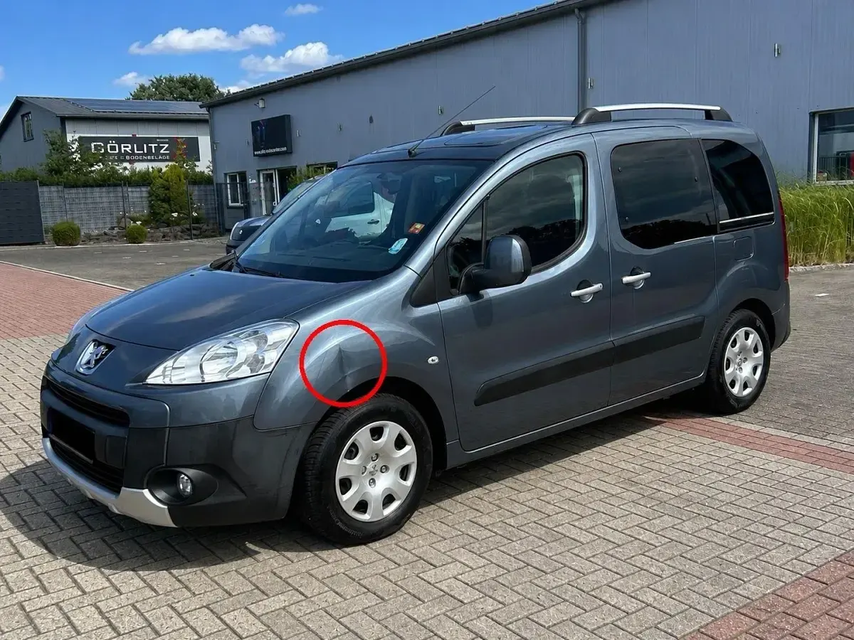 Gebraucht Peugeot TePee 120 PS (88 kW) 2010 Grau Van / Kleinbus