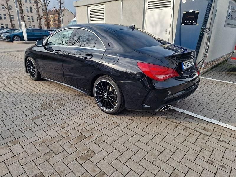 Gebraucht Mercedes CLA220 AMG line 177 PS (130 kW) 2015 Schwarz Limousine