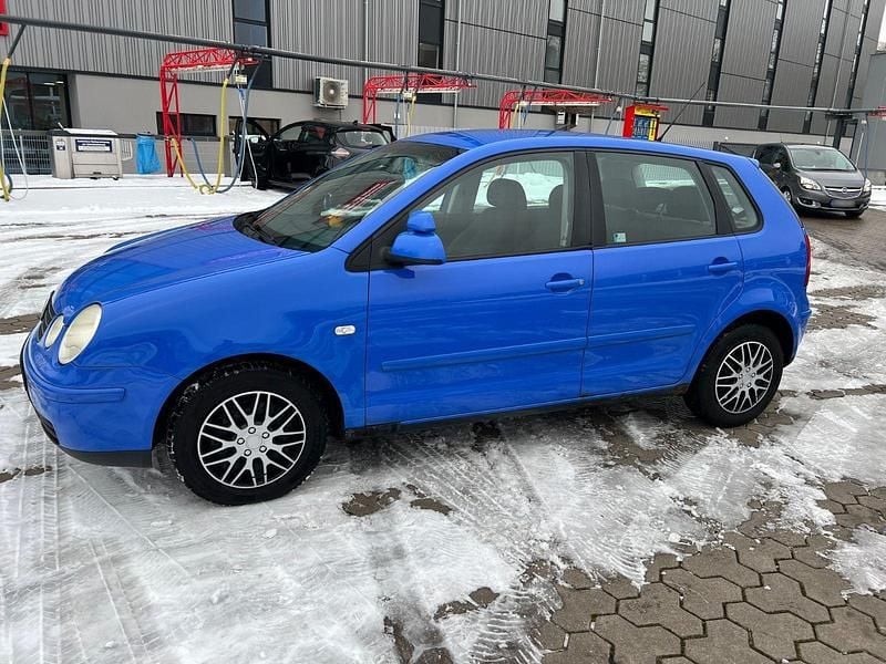 Usata VW Polo 64 CV (47 kW) 2004 Blu Berlina