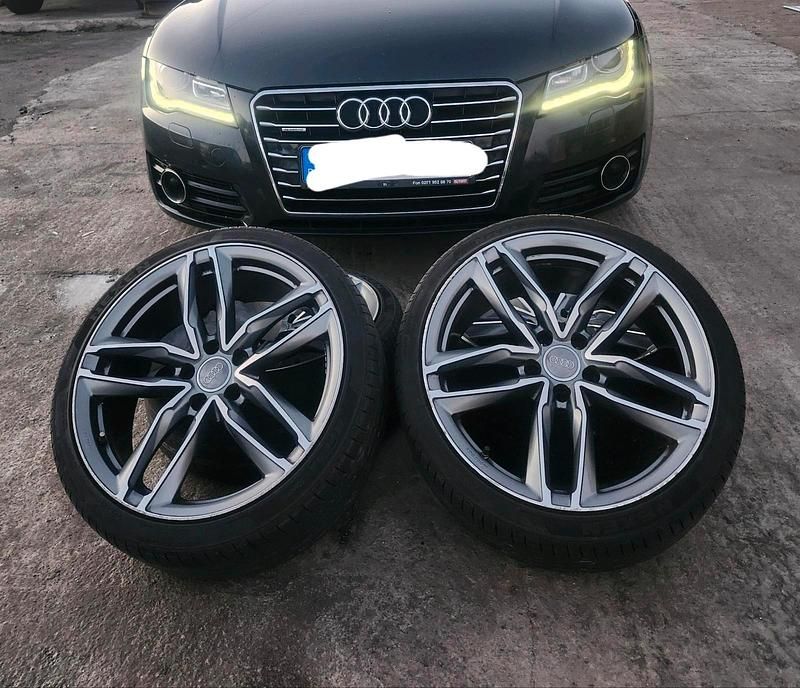 Schwarz Gebraucht 2011 Audi A7 Limousine | 11.000 € (Fairer Preis) - Bild 1/4