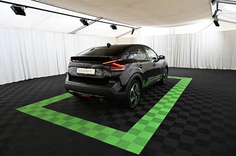 Gebraucht Citroën C4 131 PS (96 kW) 2024 Schwarz SUV