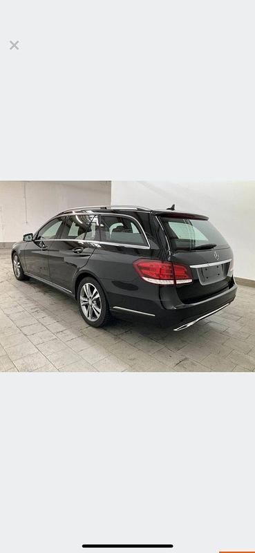 Gebraucht Mercedes E350 Avantgarde 258 PS (189 kW) 2015 Schwarz Kombi