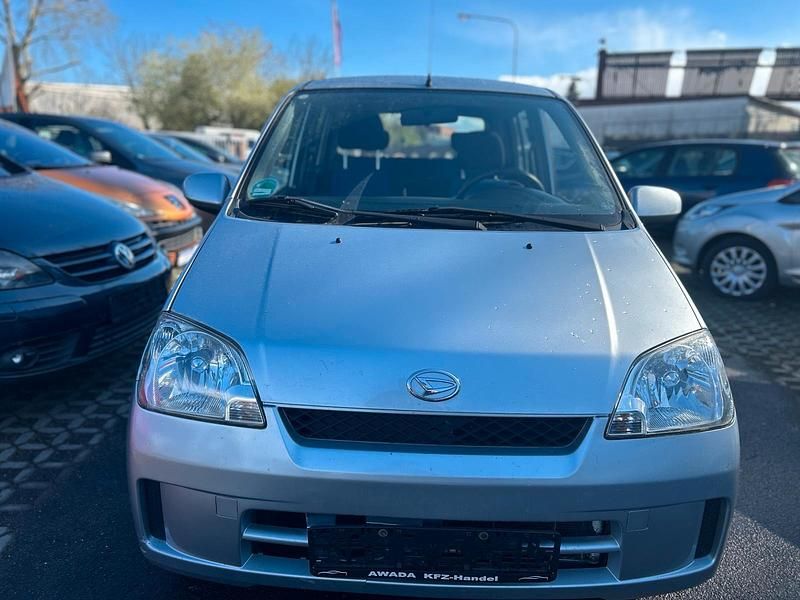 Gebraucht Daihatsu Cuore 60 PS (44 kW) 2005 Silber Kleinwagen