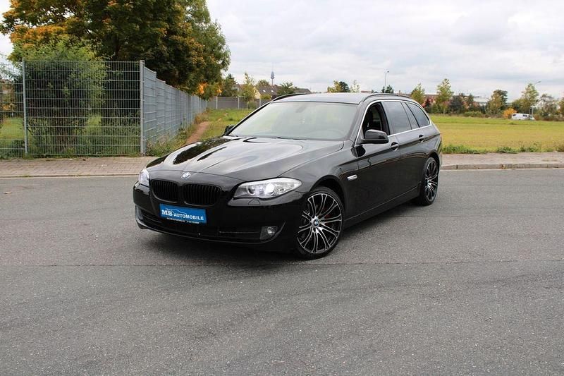 Schwarz Gebraucht 2012 BMW 520 Performance Kombi | 7.450 € (Guter Preis) - Bild 1/4