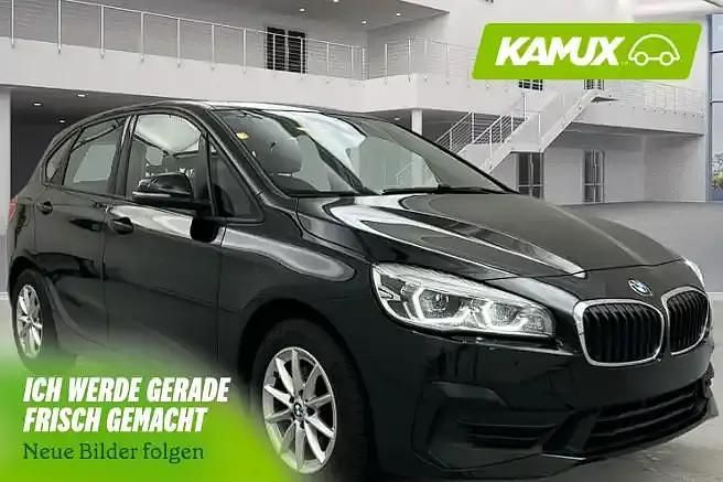 Schwarz Gebraucht 2019 BMW 218 Van / Kleinbus | 17.850 € (Fairer Preis) - Bild 1/4