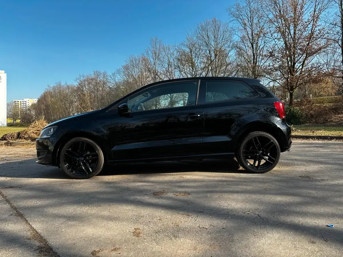 Gebraucht VW Polo 86 PS (63 kW) 2010 Schwarz Kleinwagen