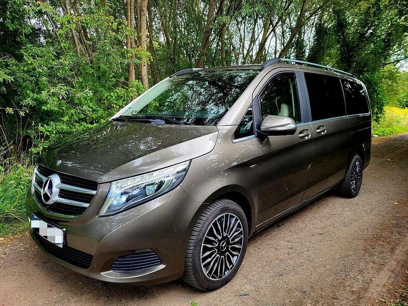 Gebraucht 2016 Mercedes V250 Avantgarde Van / Kleinbus | 32.000 € (Superpreis) - Bild 1/4