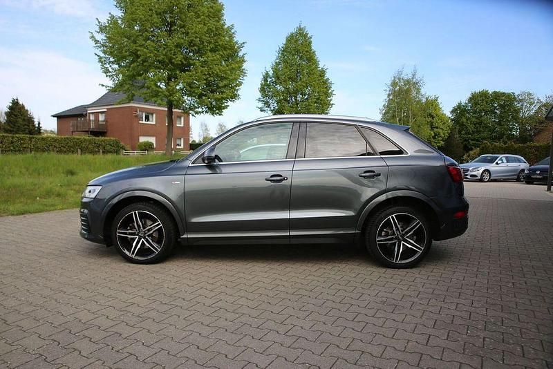 Gebraucht Audi Q3 S-line plus 184 PS (135 kW) 2015 Grau SUV