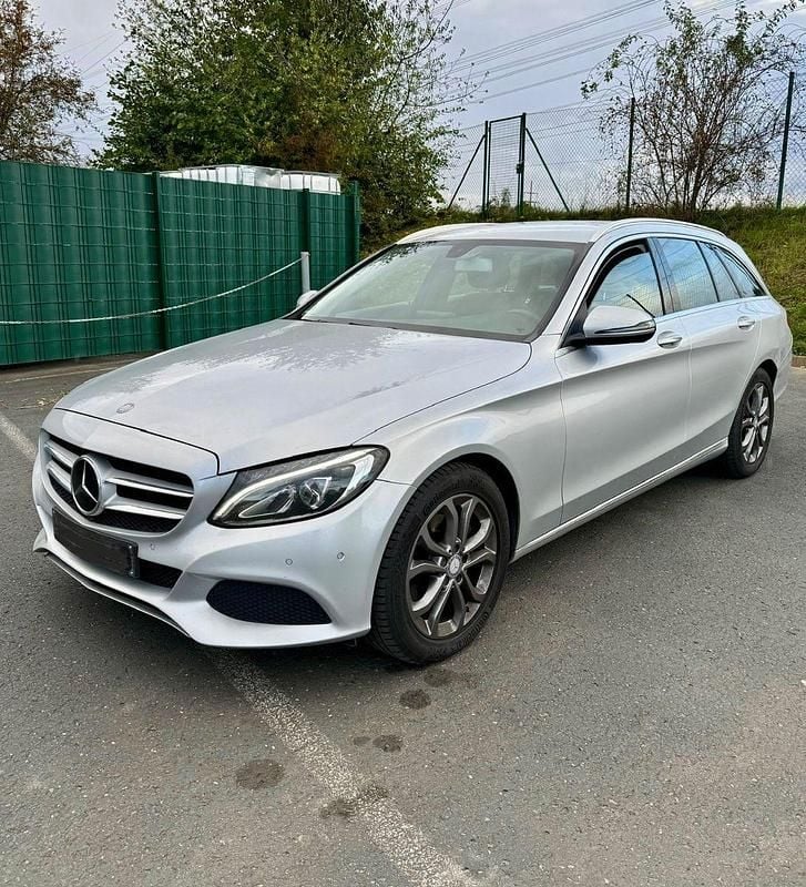 Silber Gebraucht 2016 Mercedes C220 Avantgarde Kombi | 9.900 € (Superpreis) - Bild 1/4