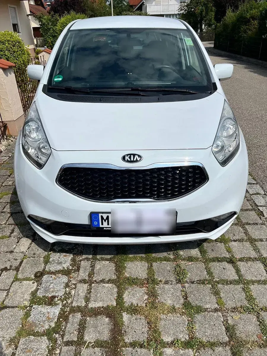 Gebraucht Kia Venga DREAM-TEAM Edition 125 PS (91 kW) 2018 Weiß Kleinwagen