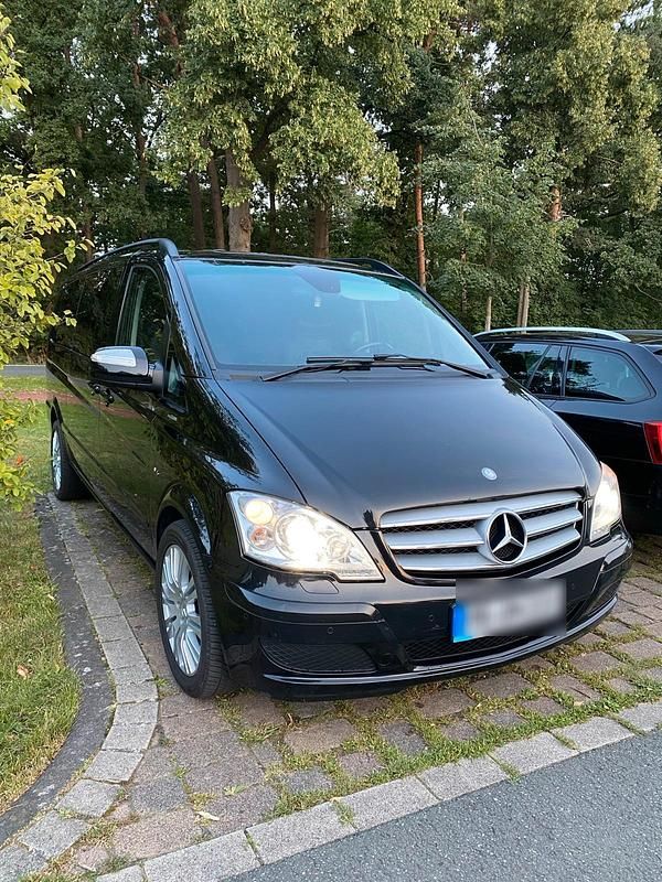 Gebraucht 2012 Mercedes Viano Van / Kleinbus | 21.000 € (Etwas zu teuer) - Bild 1/4