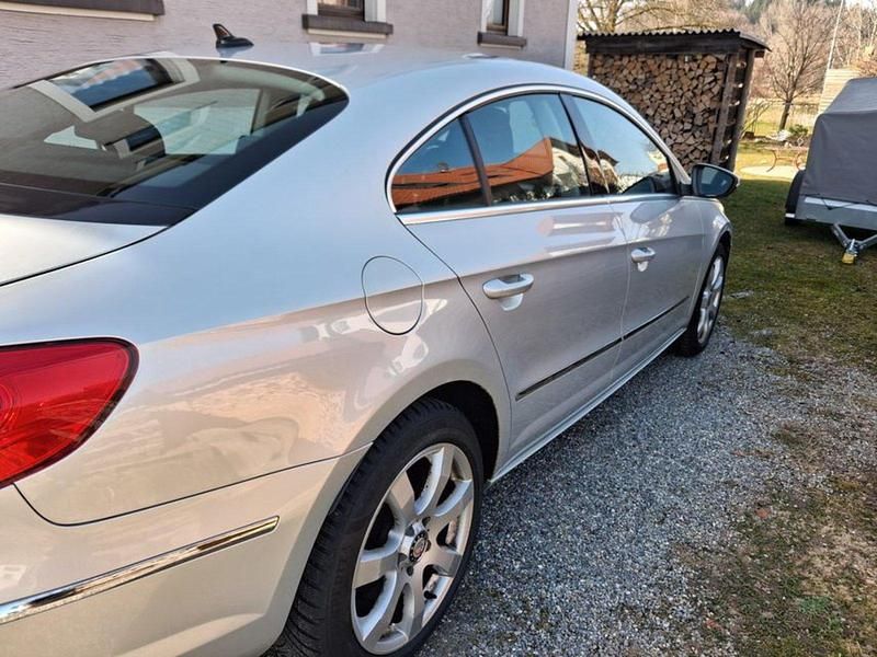 Gebraucht VW Passat 140 PS (102 kW) 2008 Silber Coupé