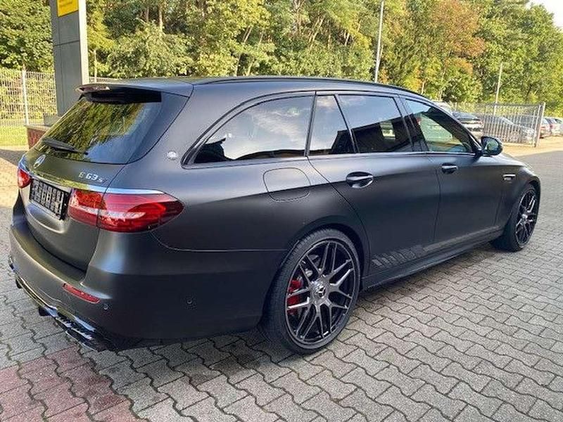 Gebraucht Mercedes E63S AMG AMG 612 PS (450 kW) 2023 Designo graphitgrau magno Kombi