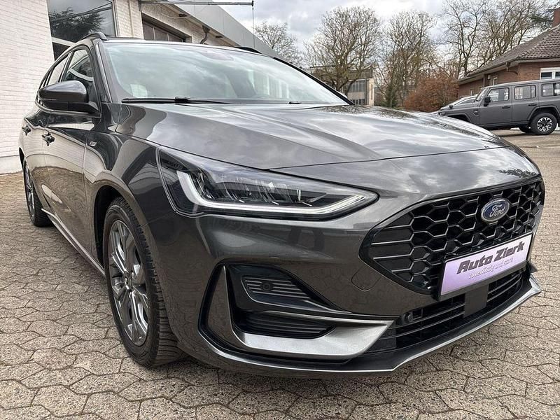 Gebraucht Ford Focus ST-Line 125 PS (91 kW) 2024 Metallic) (grau Kombi