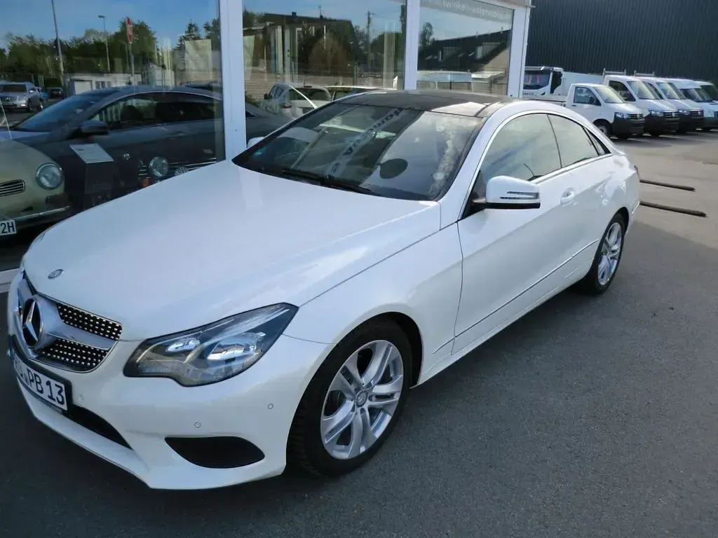 Occasion Mercedes E200 184 ch (135 kW) 2014 Blanc Coupé