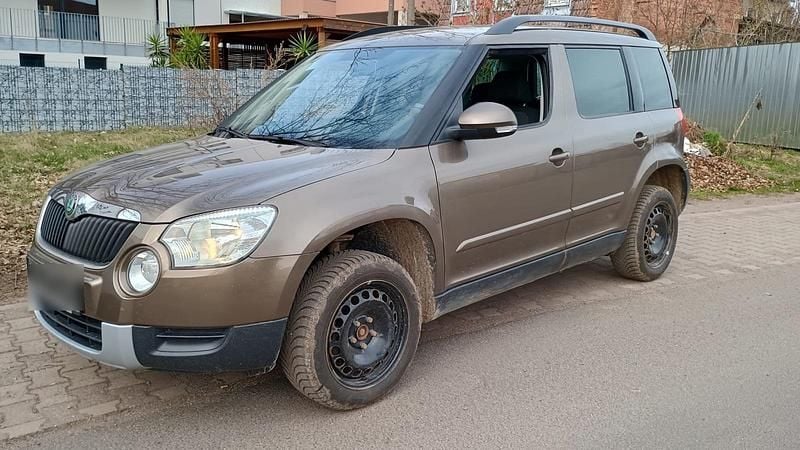 Gebraucht Skoda Yeti 105 PS (77 kW) 2011 Andere farben SUV