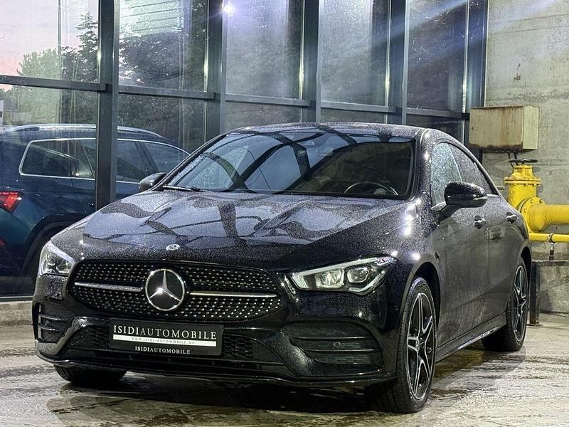 Nachtschwarz Gebraucht 2021 Mercedes CLA250e AMG Limousine | 25.900 € (Fairer Preis) - Bild 1/4