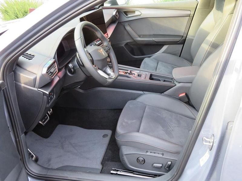 Neu Cupra Leon VZ 333 PS (244 kW) 2025 Grau Limousine