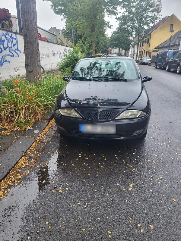 Schwarz Gebraucht 2007 Lancia Ypsilon Kleinwagen | 650 € (Guter Preis) - Bild 1/4