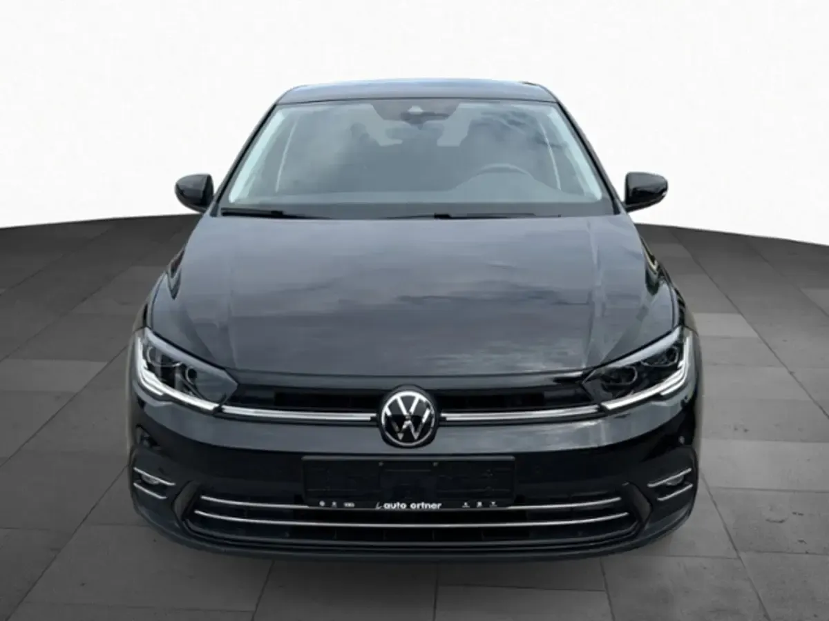 Gebraucht VW Polo Style 95 PS (69 kW) 2025 Deepblackperleffekt Kleinwagen
