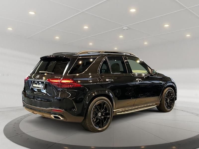 Gebraucht Mercedes GLE400 AMG 252 PS (185 kW) 2025 Metalliclack obsidianschwarz SUV