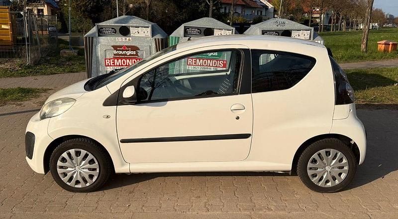 Gebraucht Citroën C1 Tendance 68 PS (50 kW) 2013 Weiß Kleinwagen