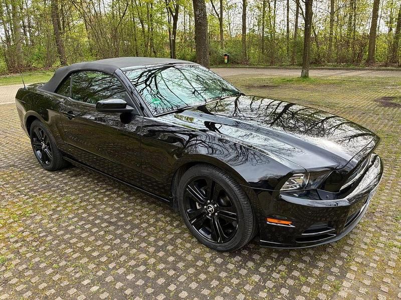 Gebraucht Ford Mustang 309 PS (227 kW) 2014 Schwarz Cabrio