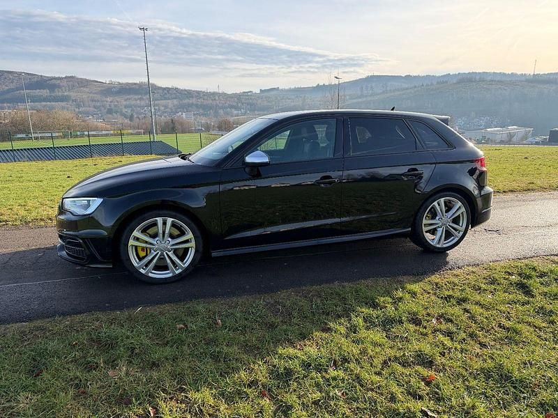 Gebraucht Audi S3 Ambiente 300 PS (220 kW) 2014 Schwarz Kombi