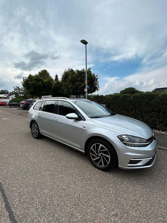 Gebraucht VW Golf VII Join 116 PS (85 kW) 2019 Silber Kombi