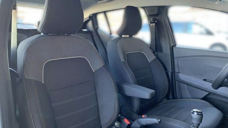 Gebraucht Dacia Sandero Expression 91 PS (66 kW) 2024 Grau Kleinwagen