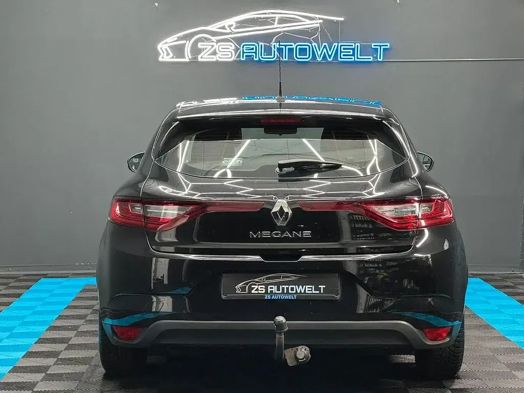 Brugt Renault Mégane Life 101 HK (74 kW) 2017 Sort Sedan