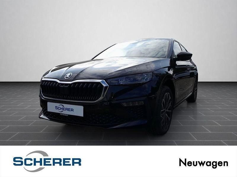 Schwarz Neu 2025 Skoda Scala Tour Kleinwagen | 26.890 € (Fairer Preis) - Bild 1/4