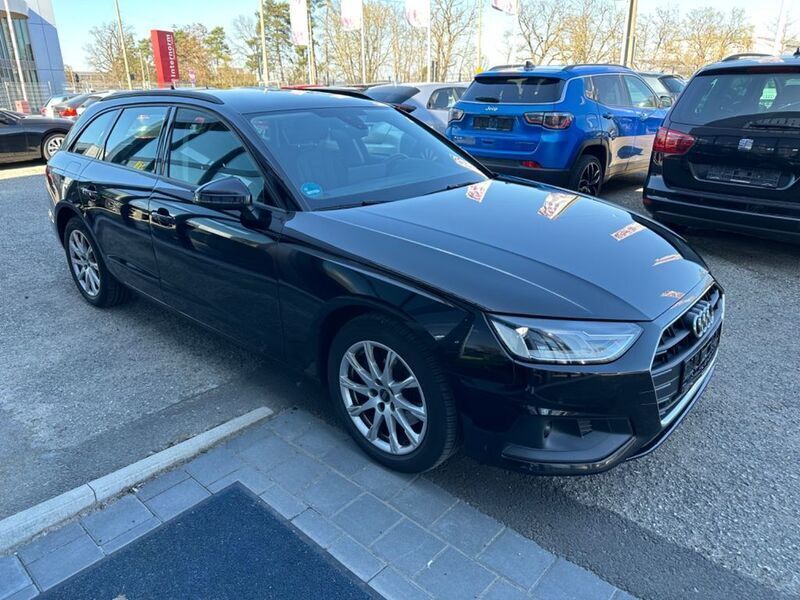 Schwarz Gebraucht 2021 Audi A4 Kombi | 19.799 € (Fairer Preis) - Bild 1/4