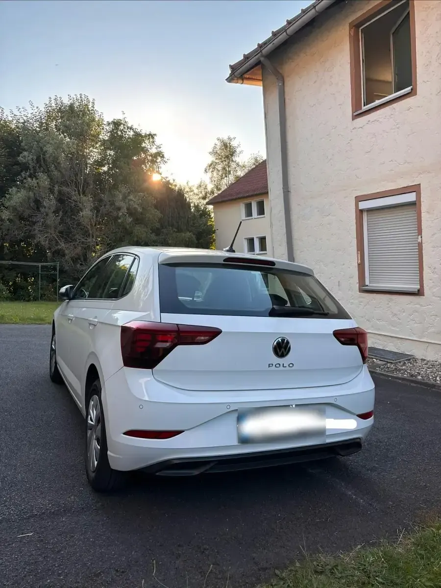 Gebraucht VW Polo Life 80 PS (58 kW) 2024 Weiß Kleinwagen