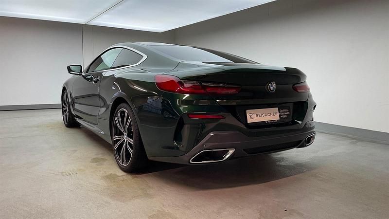 Gebraucht BMW 840 Efficient Dynamics 340 PS (250 kW) 2022 Sanremo green metallic Coupé