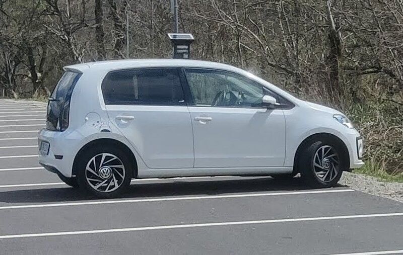 Weiß Gebraucht 2017 VW up! Sound Kleinwagen | 5.000 € (Superpreis) - Bild 1/4