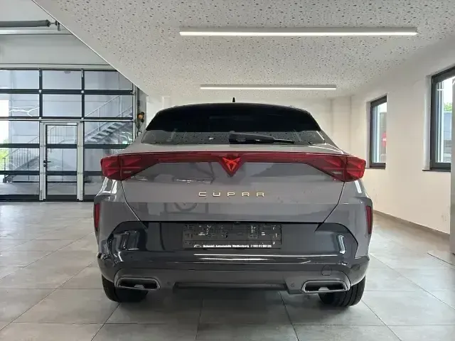 Neu Cupra Formentor 150 PS (110 kW) 2026 Grau SUV