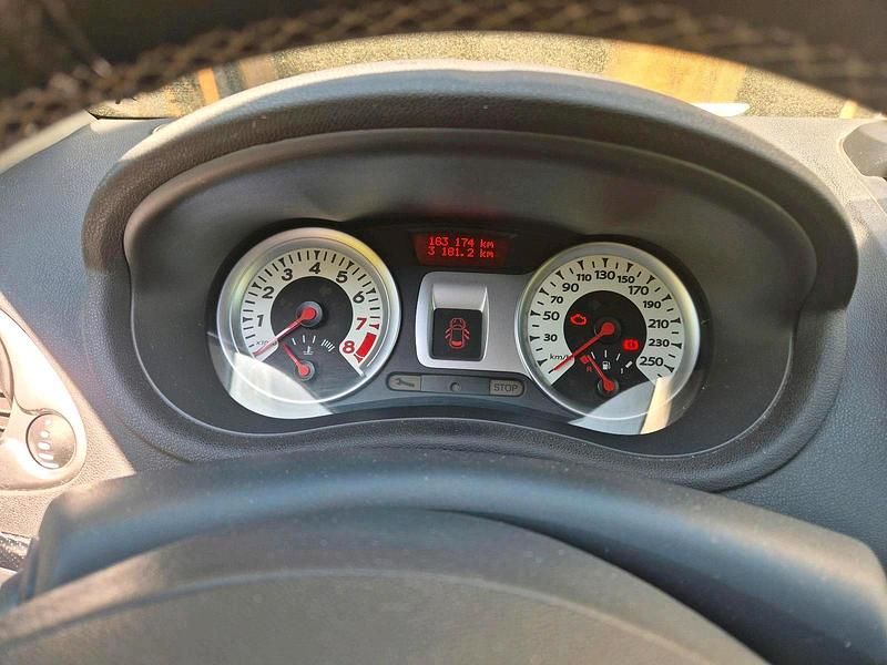 Gebraucht Renault Clio II GT 128 PS (94 kW) 2009 Schwarz Kleinwagen