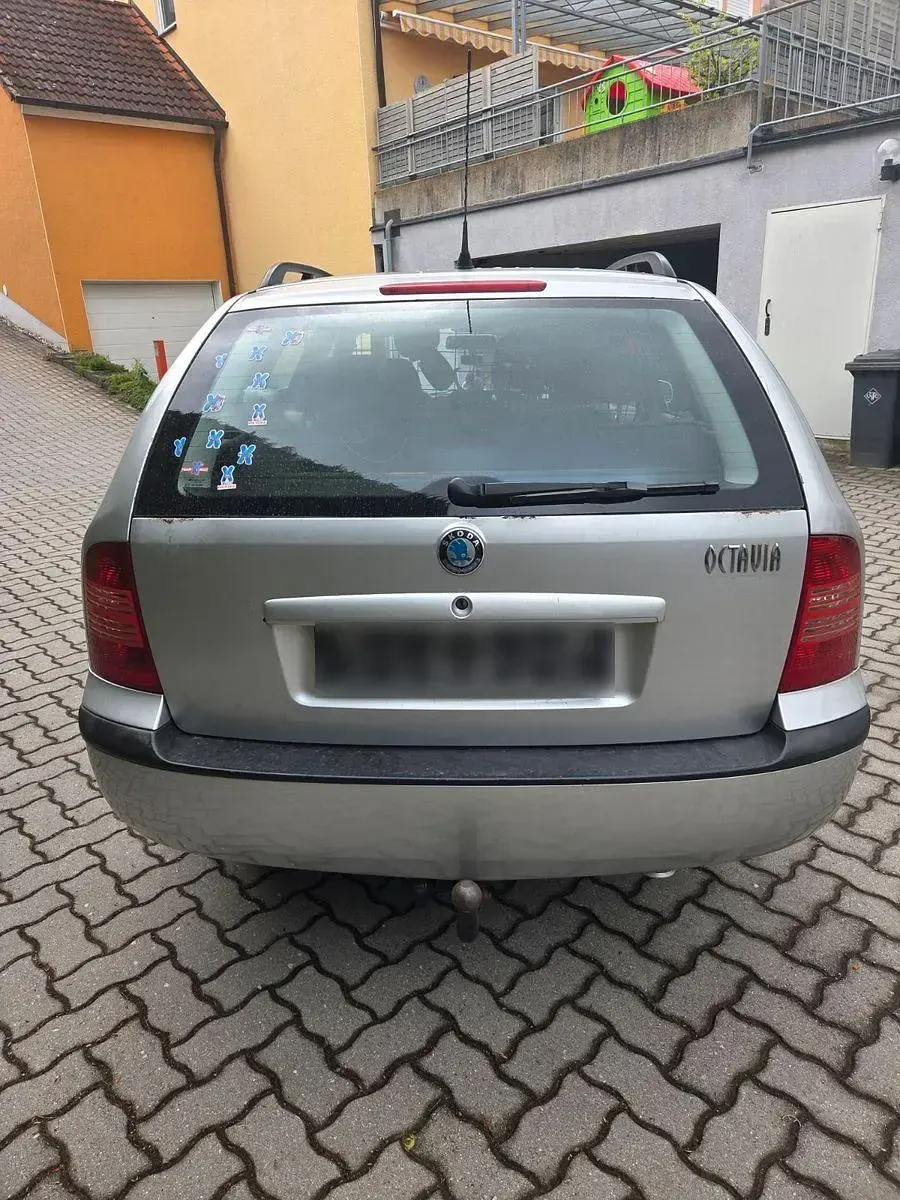 Gebraucht Skoda Octavia Ambiente 102 PS (75 kW) 2003 Silber Kombi