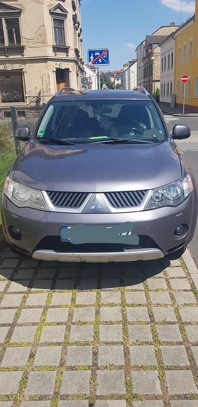 Grau Gebraucht 2008 Mitsubishi Outlander SUV | 5.800 € - Bild 1/4