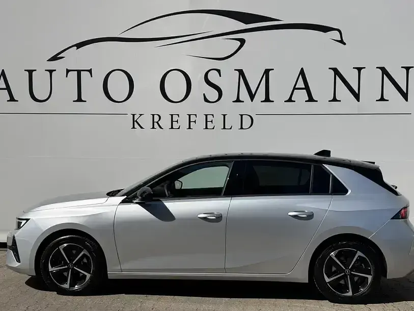 Gebraucht Opel Astra 131 PS (96 kW) 2025 Grau Limousine