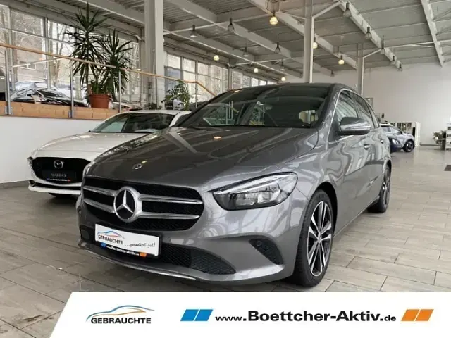 Gebraucht Mercedes B200 163 PS (119 kW) 2019 Kleinwagen