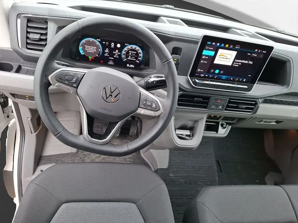 Gebraucht VW Crafter 140 PS (102 kW) 2025 Weiß Van
