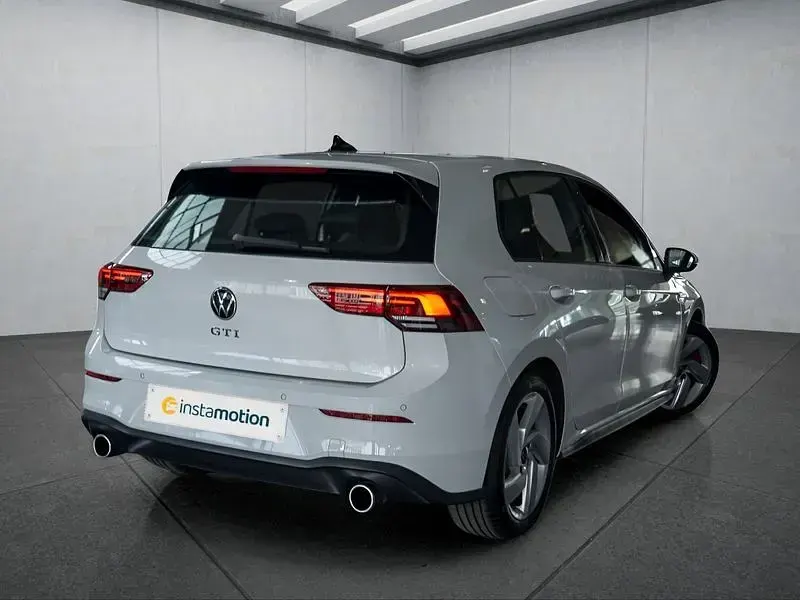 Gebraucht VW Golf VIII GTI 245 PS (180 kW) 2023 Weiß Kleinwagen