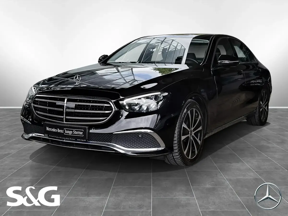 Gebraucht Mercedes E220 Exclusive 200 PS (147 kW) 2023 Limousine