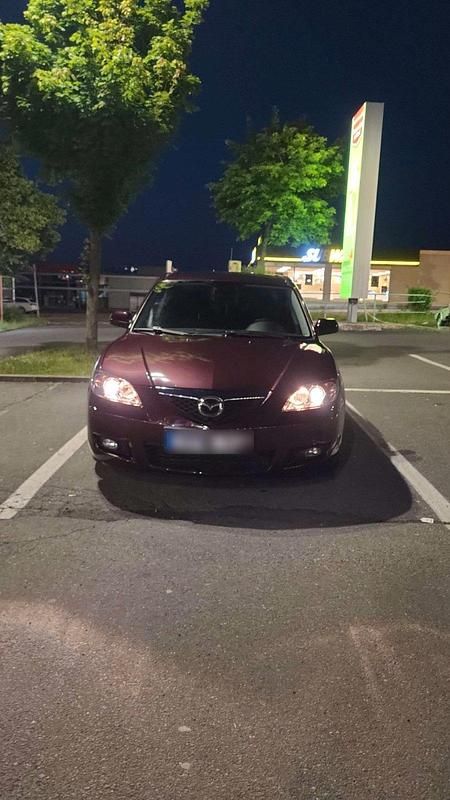 Usata Mazda 3 106 CV (77 kW) 2007 Viola Berlina