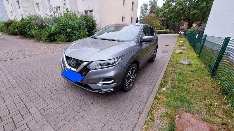 Silber Gebraucht 2020 Nissan Qashqai N-Connecta SUV | 18.000 € (Guter Preis) - Bild 1/2