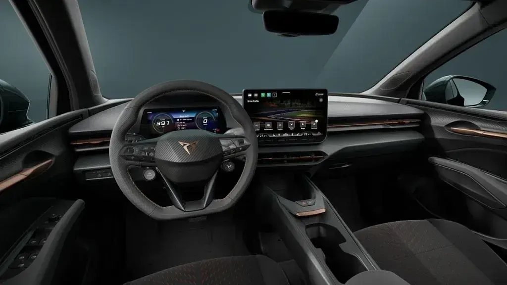 Neu Cupra Raval 155 kW (211 PS) 2026 Grau Limousine