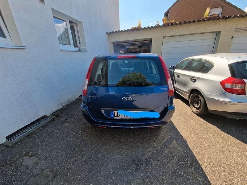Blau Gebraucht 2007 Ford Fusion Ambiente Limousine | 1.950 € (Fairer Preis) - Bild 1/4